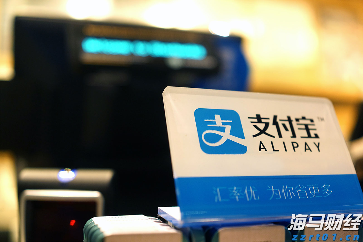 在尽心尽力中树牢为民情怀——贯彻落实市两会精神系列评论之三